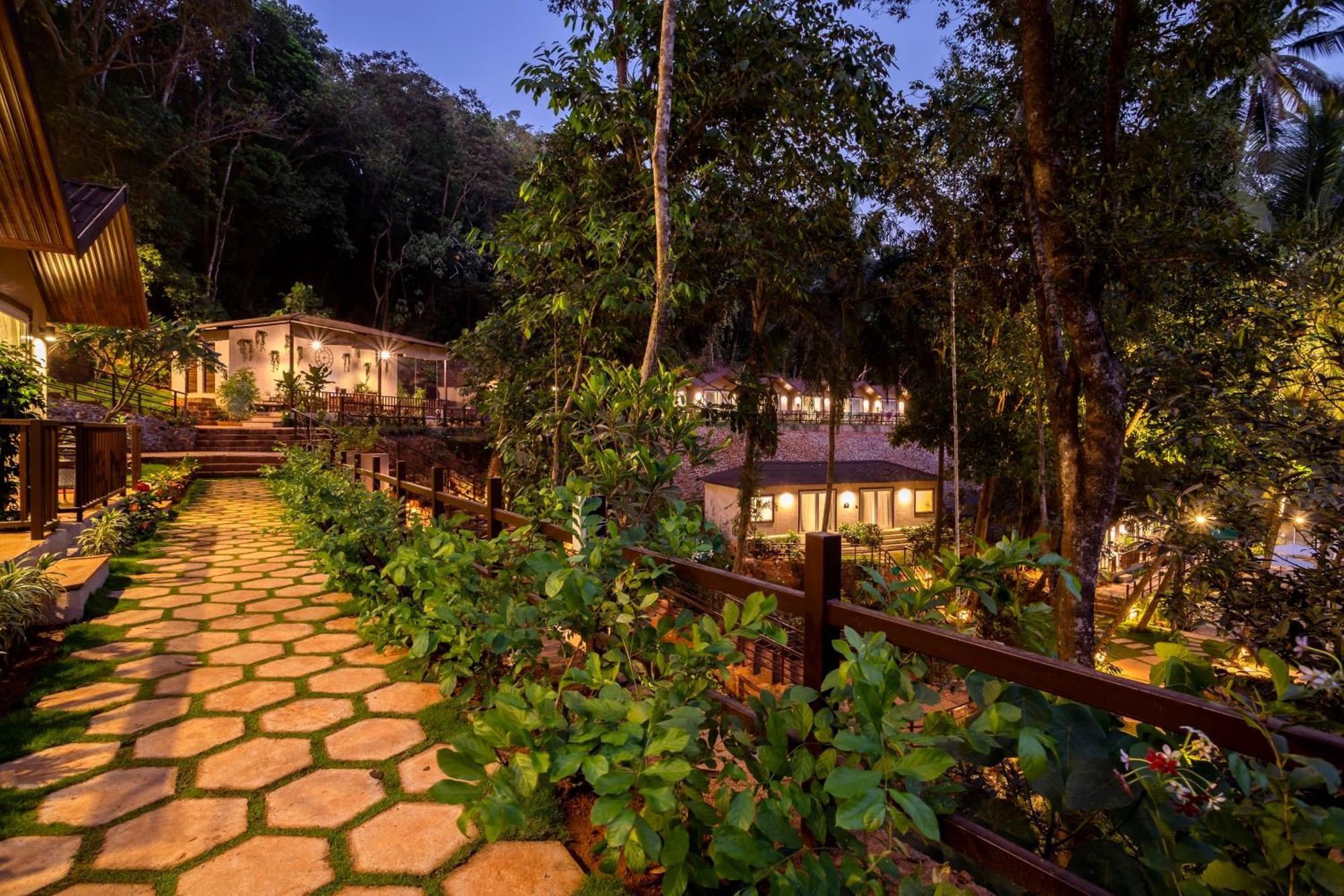 Stone Wood Nature Resort, Gokarna Gokarna  Luaran gambar