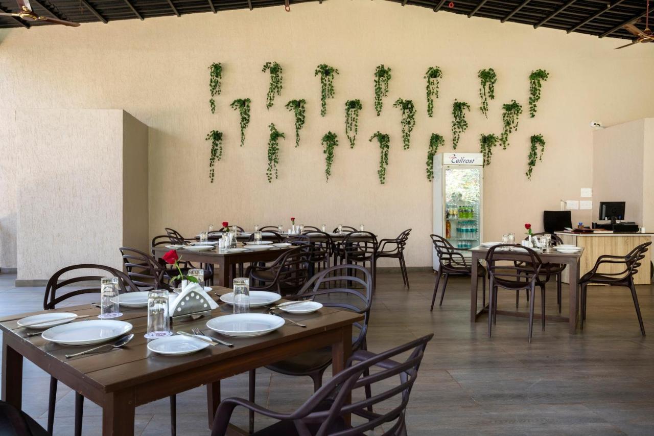 Stone Wood Premier Gokarna Hotel Gokarna  Luaran gambar
